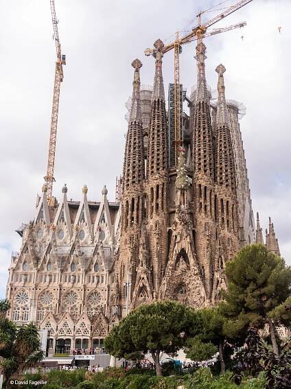 My World Reflections | Devotion – Part 2, Chapter 6: Antoni Gaudí 