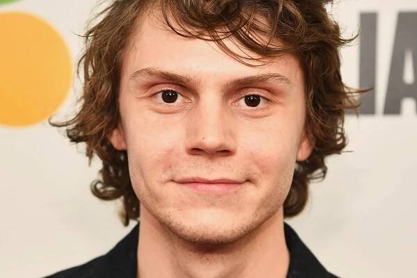 50 Facts About Evan Peters