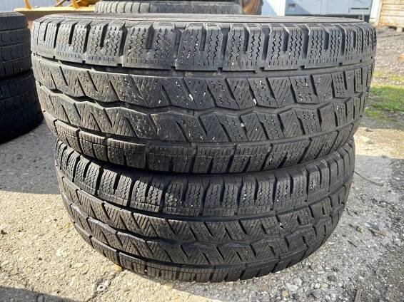 Hankook Winter I cept LV 225/65 R 16 C, 2 ks, dezén 10%, CENA: 10 EUR / KS