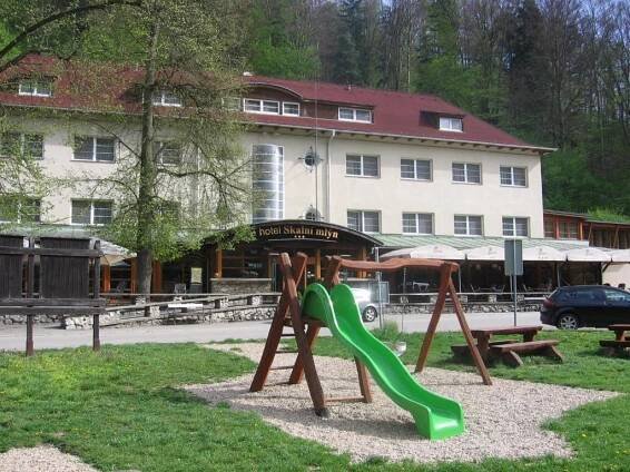 Hotel Skalní Mlýn Blansko Exteriér fotografie