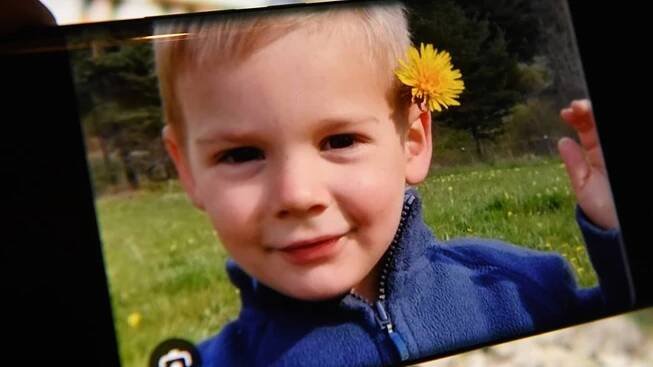 Ve francouzské vesnici Vernet zmizel malý Emil. Pátralo po něm několik stovek dobrovolníků a expertů.