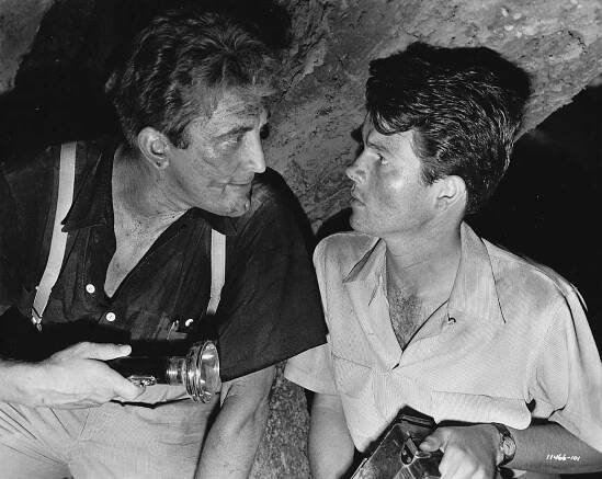 Kirk Douglas, Robert Arthur - Eso v rukávu - Z filmu