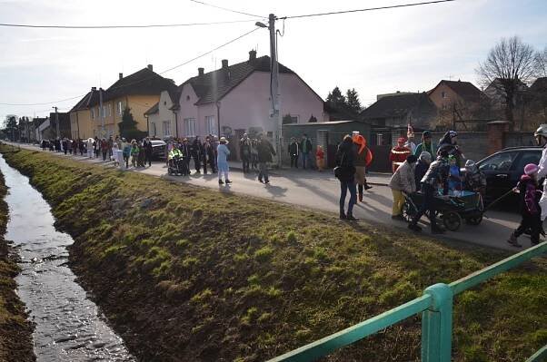 Masopustní průvod a zabíjačka (6.2.2016) - Oficiální stránky městysu Svitávka