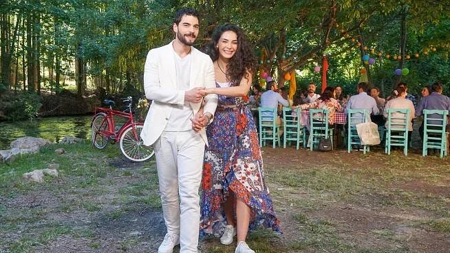 Hercai - Episode 31 - Z filmu - Akın Akınözü, Ebru Şahin