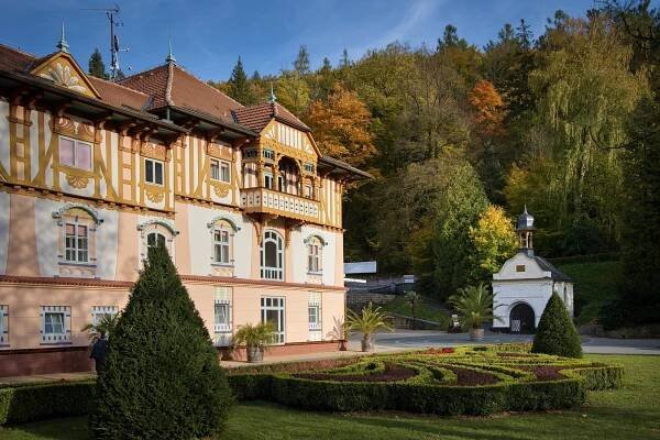 Bydlení v Luhačovicích má své výhody, ty podporuje město i místní podnikatelé