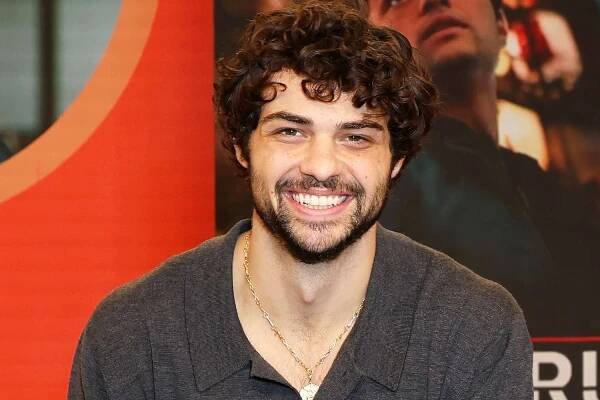 Peter Kavinsky Fans Rejoice! Noah Centineo Wants to ‘Do Another Rom-Com’ Before He Turns 30 (Exclusive)
