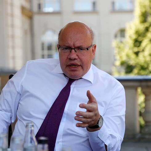 Germany to support three battery cell alliances: economy minister
