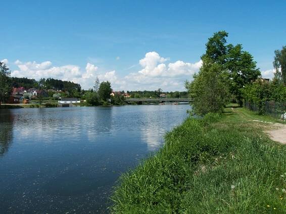 Soubor:Planá nad Lužnicí - Lužnice 2.jpg – Wikipedie