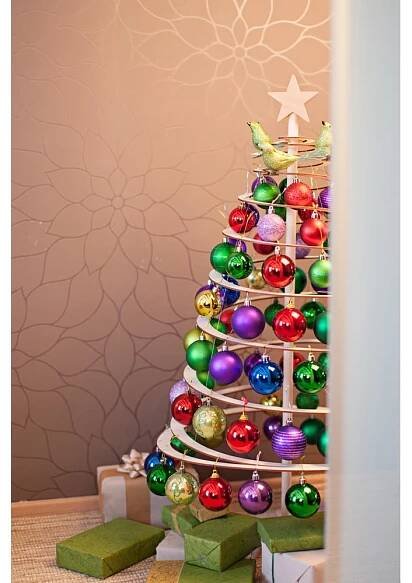 Dřevěný dekorativní vánoční stromek Spira Small, výška 85 cm