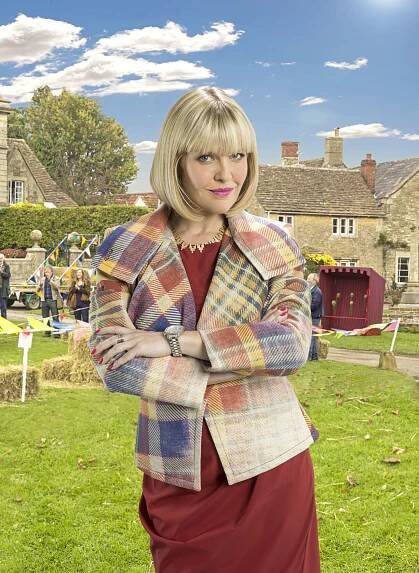 Ashley Jensen.jpg
