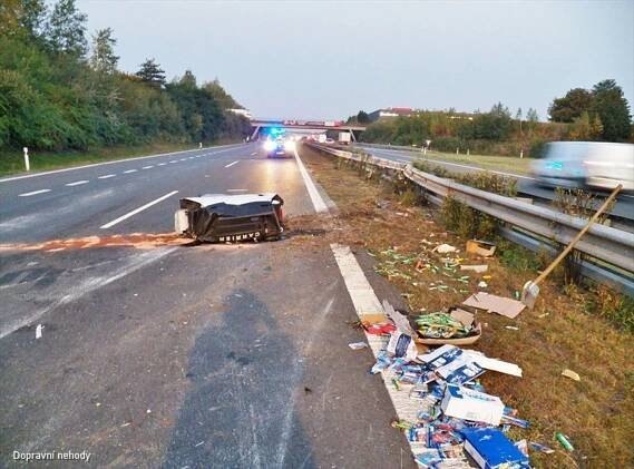 Na osmý kilometr dálnice D11 vyjeli hasiči k nehodě kamionu,… | POŽÁRY.cz - ohnisko žhavých zpráv | hasiči aktuálně