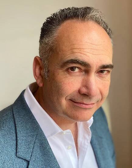 Robert Comben – Strategic Lines