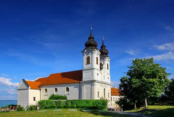 mainImage