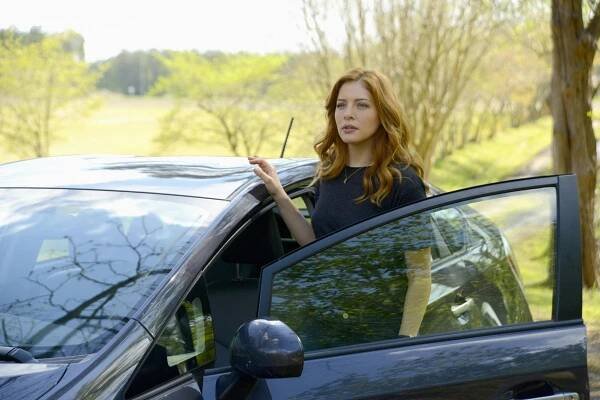Pod kupolí - Smíření - Z filmu - Rachelle Lefevre