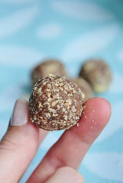 Chocolate Peanut Protein Balls - Vegan Family Recipes