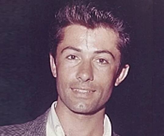George Chakiris Biography - Facts, Childhood, Family Life & Achievements