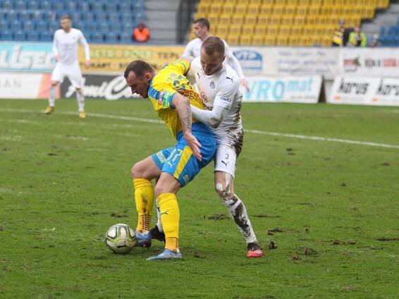 Slovácko na hrozném terénu bralo v Teplicích alespoň bod