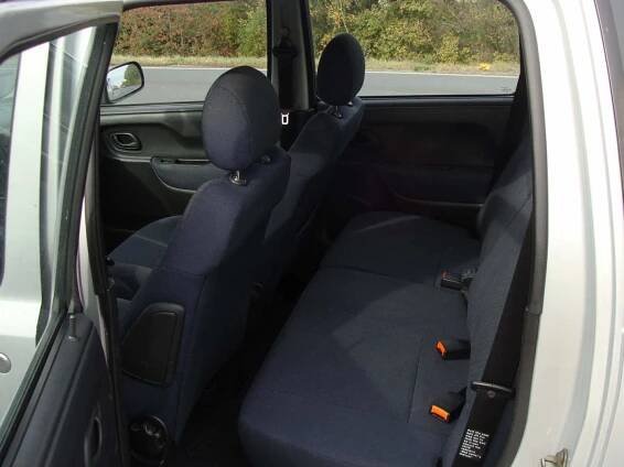 Prodej Suzuki - Wagon R 1.3i 4x4, Servisní kniha