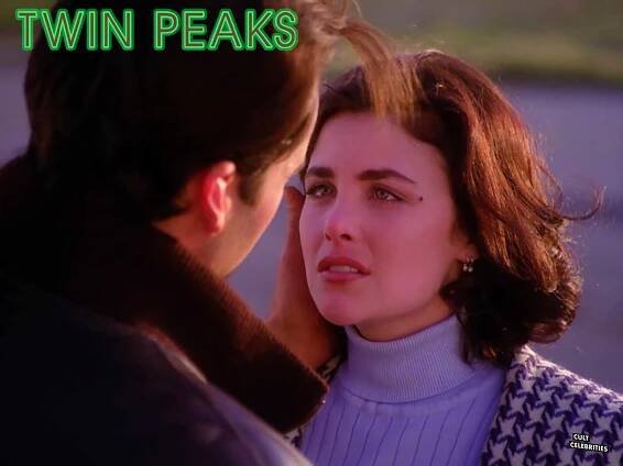 Sherilyn Fenn in Twin Peaks (1990)