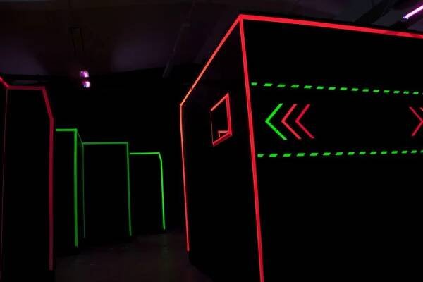Laser Game Hradec Králové - laserová střelnice / aréna - Východní-Čechy.info - oficiální turistický portál Pardubického