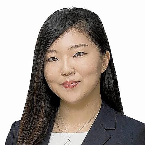 A portrait of Ji Won Kim