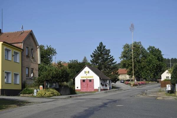 Soubor:Radošovice (okres Benešov) (001).jpg