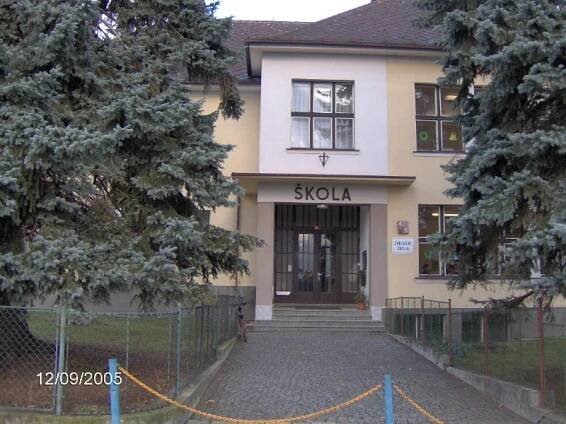 Stěhování Černčice (okres Náchod) ,levně,vyklízení,nejlevnější