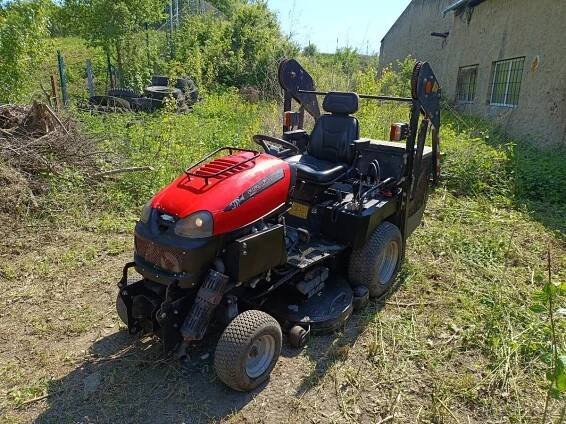 Zahradní profi sekací traktor Wisconsin Piraňa W3651