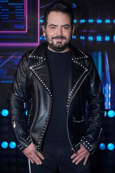Jose Eduardo Derbez poses for a photo during the Veo CÃ³mo Cantas Tv show Presentation at Televisa San Angel on August 17, 2023 in Mexico City, Mexico.