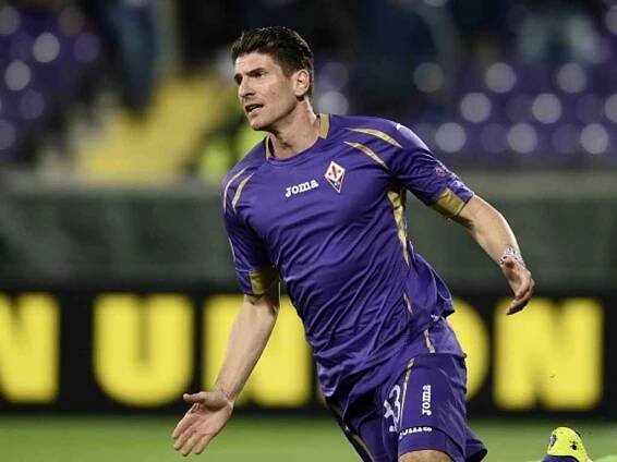 Mario Gómez z Fiorentiny.