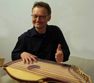 Learning Zither - zither.at