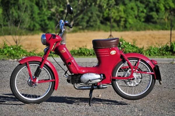 Motocykly – Auta pro filmování – Retroautomuzeum Strnadice