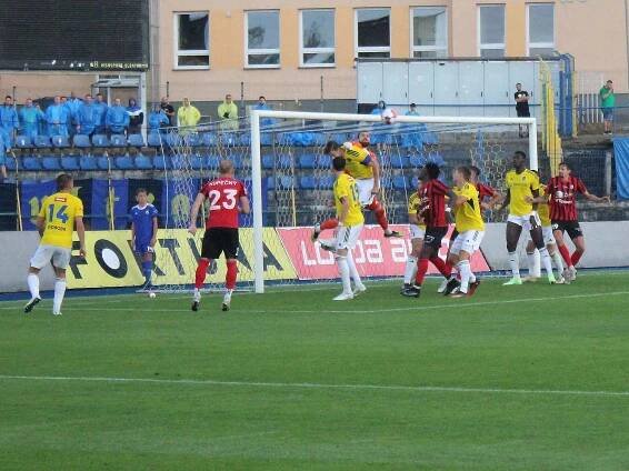 V úvodním střetnutí nového ročníku FORTUNA:NÁRODNÍ LIGY zdolali jihlavští fotbalisté na svém stadionu Opavu 2:1 (0:0). V páté minutě nastavení rozhodl o zisku tří bodů pro domácí Tomáš Franěk.