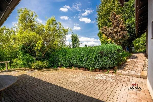 Prodej rodinného domu 119 m², pozemek 2319 m² Libštát - Jana Sedláčková | JANA Reality 
