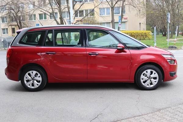 Citroën Grand C4 Picasso 1.6HDI 88kW 7 MÍST ČR