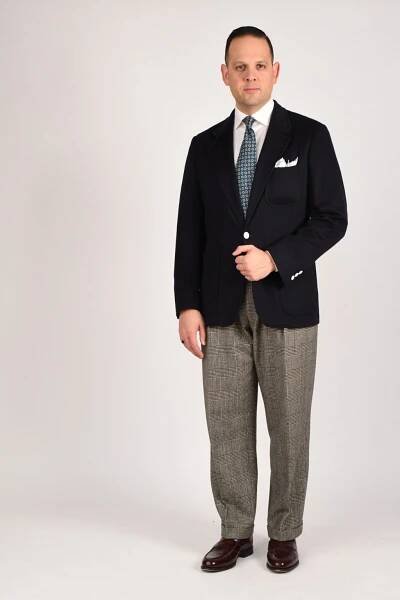Raphael Wears A Navy Blazer In A Business Casual Outfit