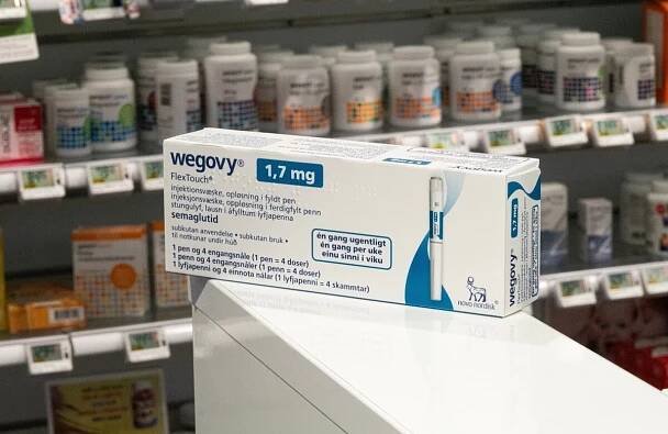 Galerie: „Myslel jsem, že se nedožiju šedesátky.“ Úspěchy léku na hubnutí Wegovy - Galerie - Echo24.cz