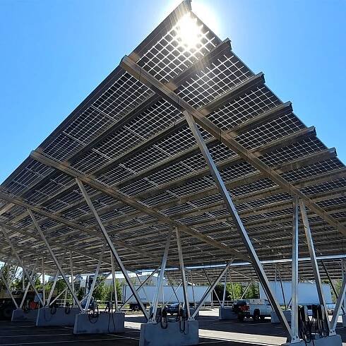 Wiaty fotowoltaiczne 400kWp, Ground Waterloo, Canada, zainstalowane przez VCT Group