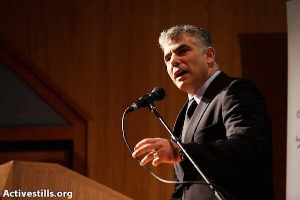 Yair Lapid on Hillary handshake: 'I met my buddy's wife...' - +972 Magazine