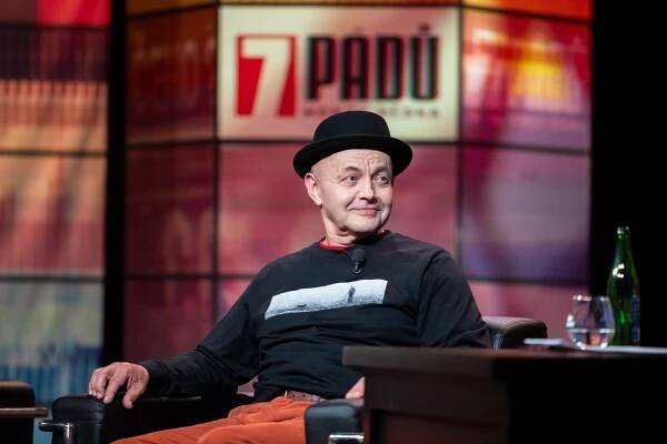 Nepamatuji si otce, ale pamatuji si svoje početí, říká Robert Nebřenský