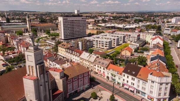 hradecké staré město králové shora - hradec králové - stock snímky, obrázky a fotky