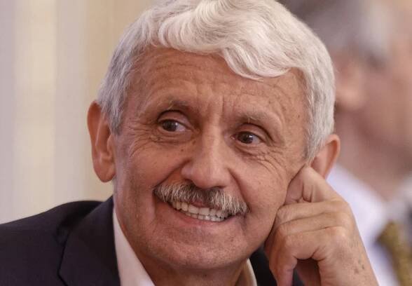 CHMELÁR: MIKULÁŠ DZURINDA PATRÍ DO BASY