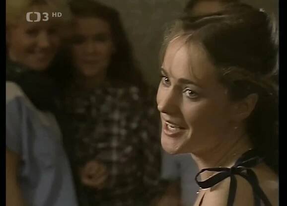 Náušnice- malá TV komedie 1985