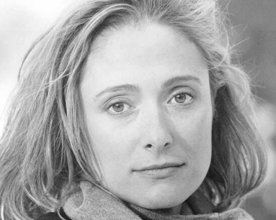 Caroline Goodall fotky