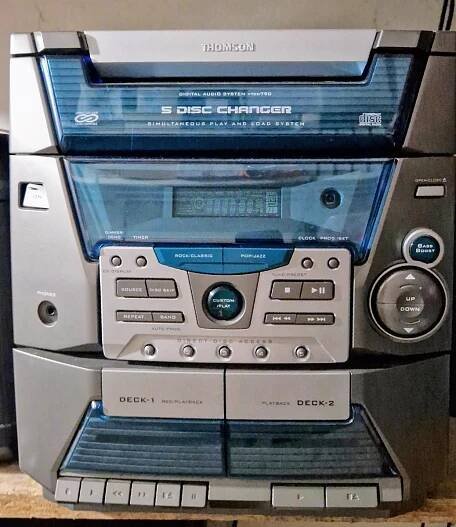 Hudební věž Thompson VTCD790 s CD měničem. - TV, audio, video