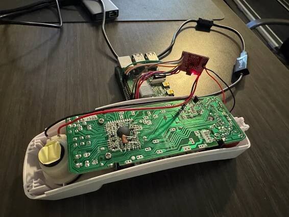 AI interdimensional phone entertains party guests like it's 1999 - Raspberry Pi