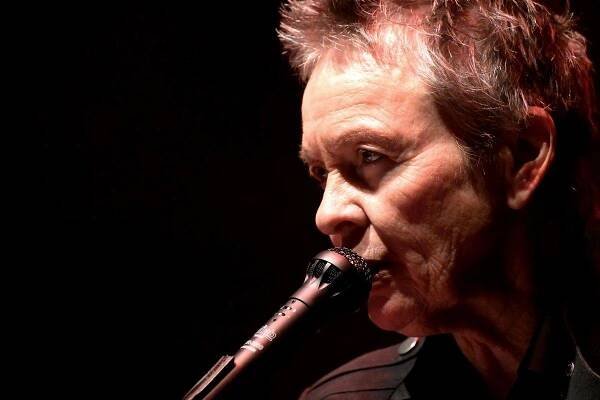 Vizionářka hudební avantgardy Laurie Anderson nadchla Divadlo Archa