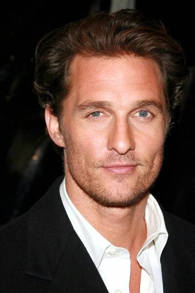 Hlavní role ve filmu Svatby podle Mary neměli hrát Lopez ani McConaughey. Režisérovi se zpěvačka nehodila