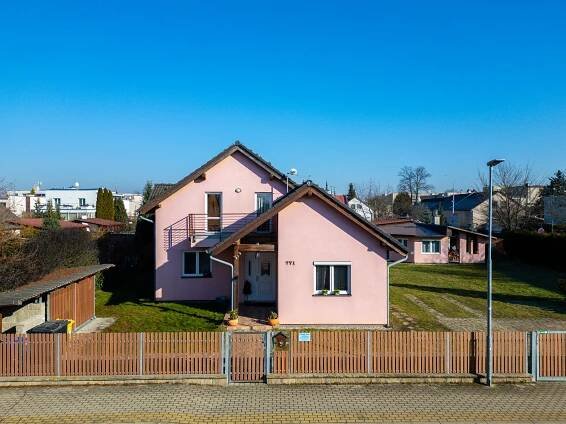 prodej rodinného domu Lázně Bohdaneč - Otrošina Invest