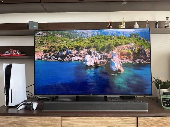 TCL 745